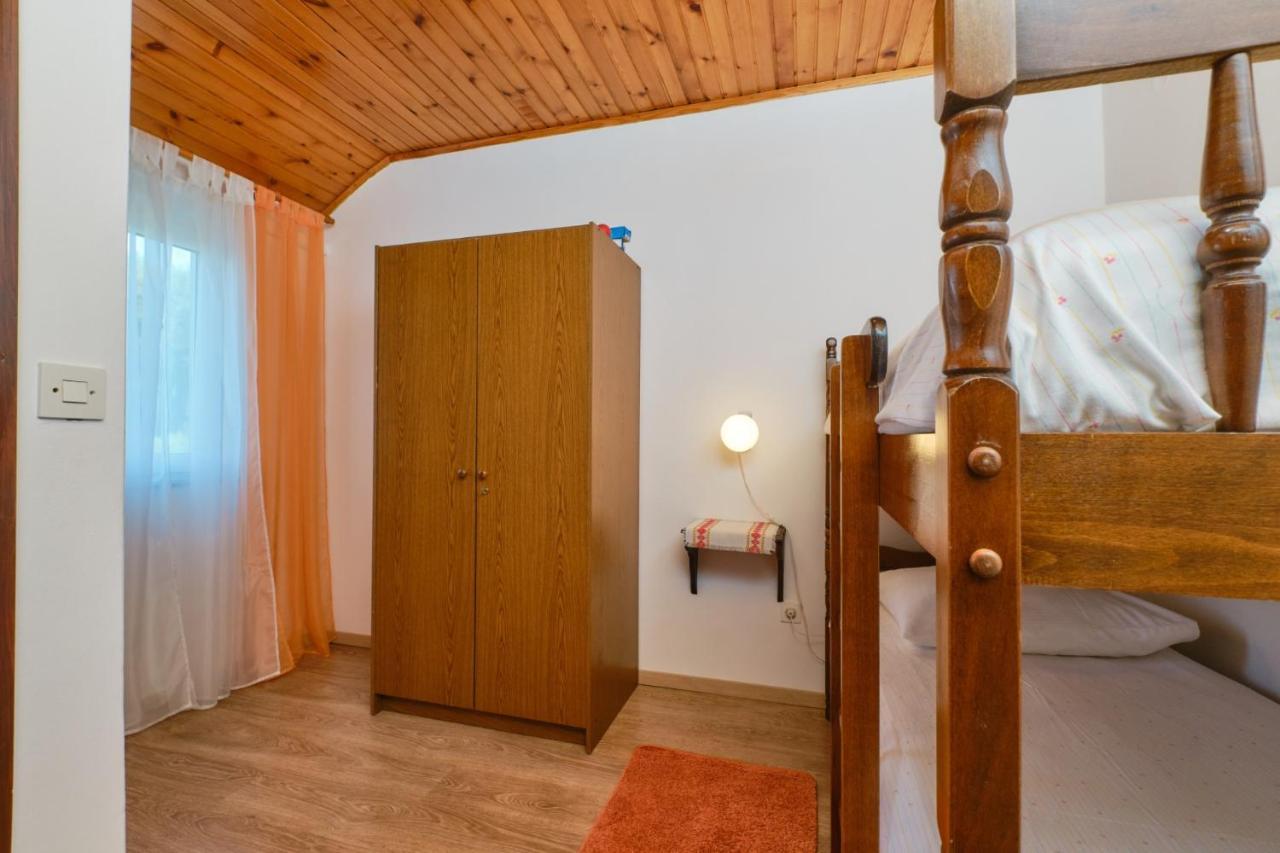 Apartments Blanka Nerezine Eksteriør billede