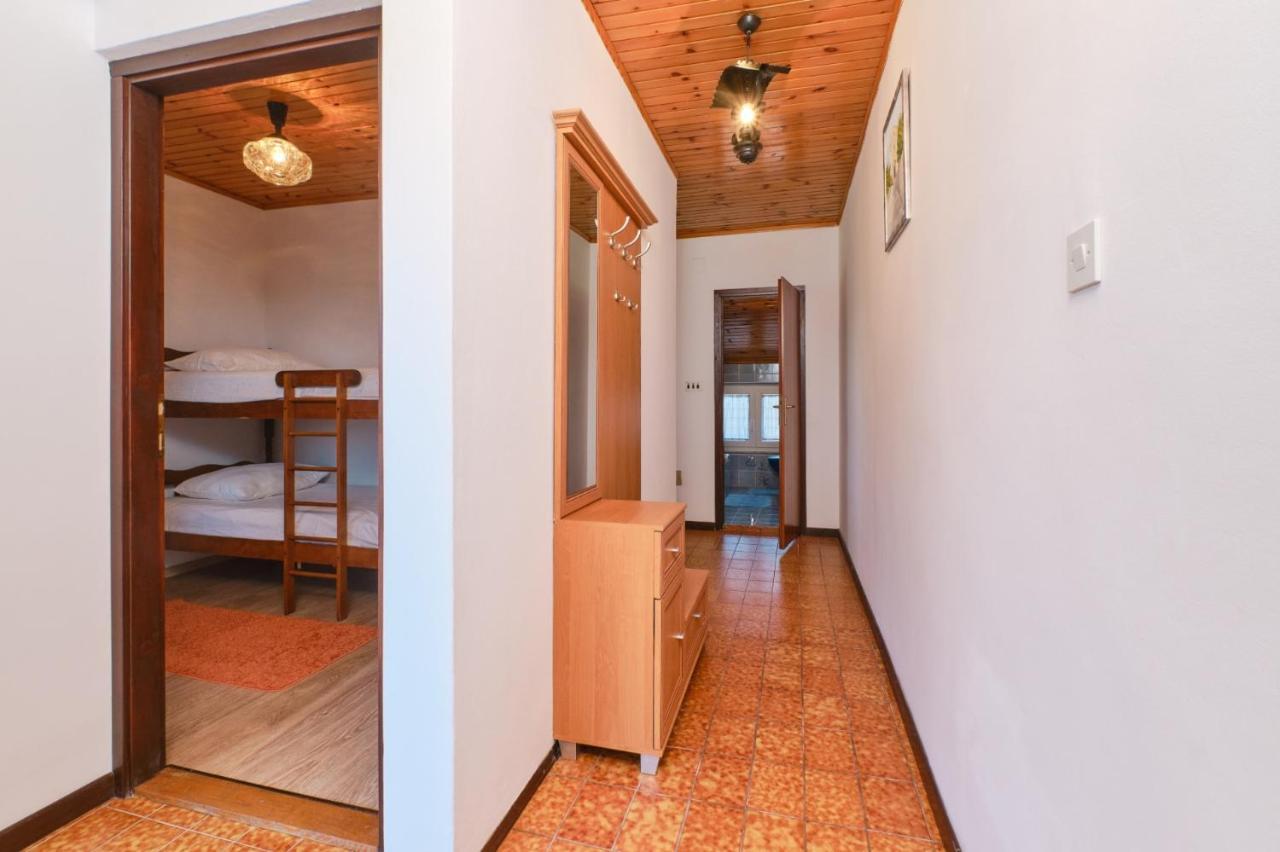 Apartments Blanka Nerezine Eksteriør billede